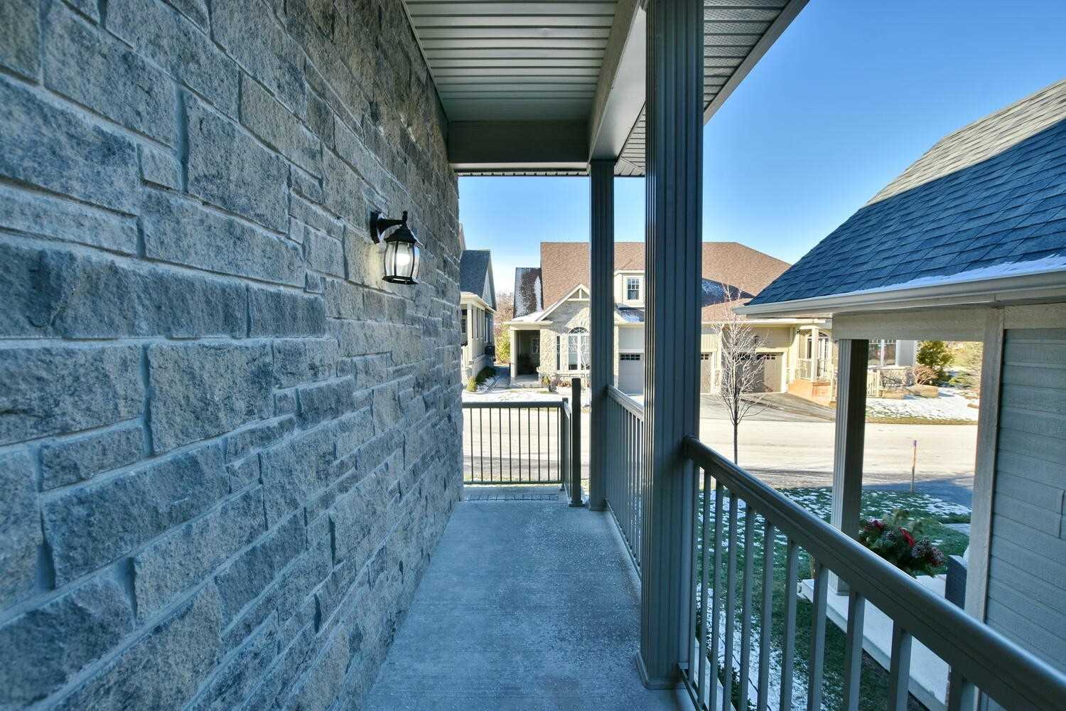 Listing S5873692 - Large Photo # 3