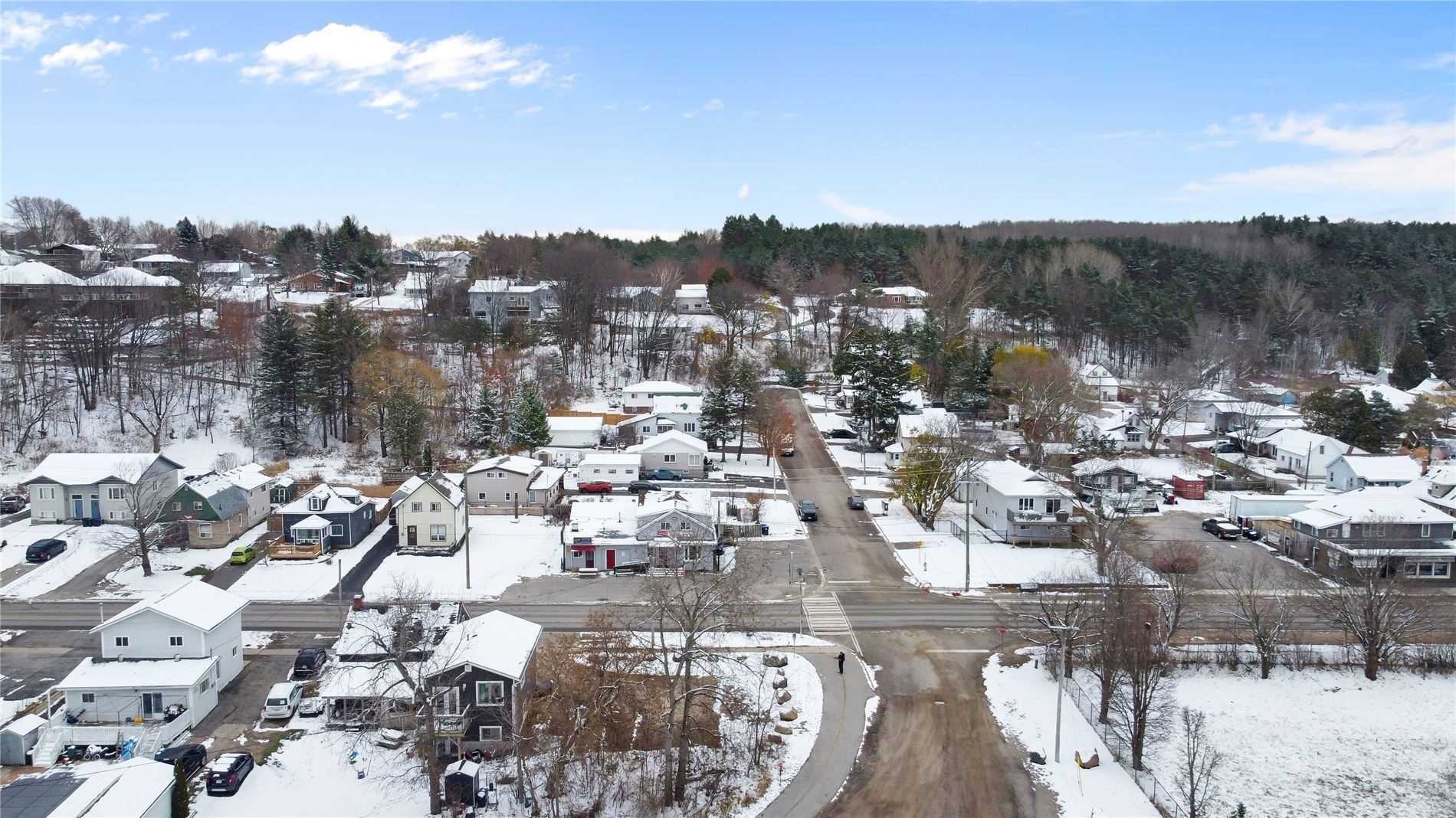 Listing S5878086 - Large Photo # 3