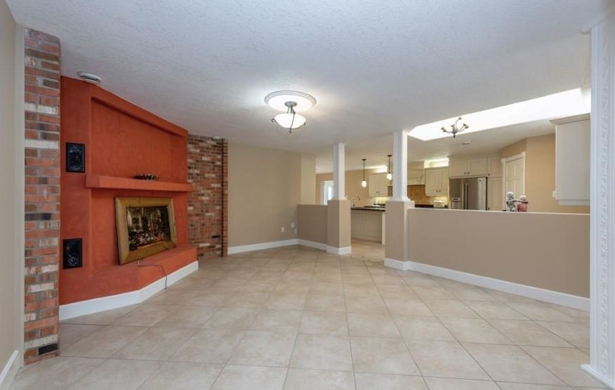 Listing S5878412 - Large Photo # 22