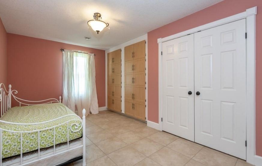 Listing S5878412 - Large Photo # 18