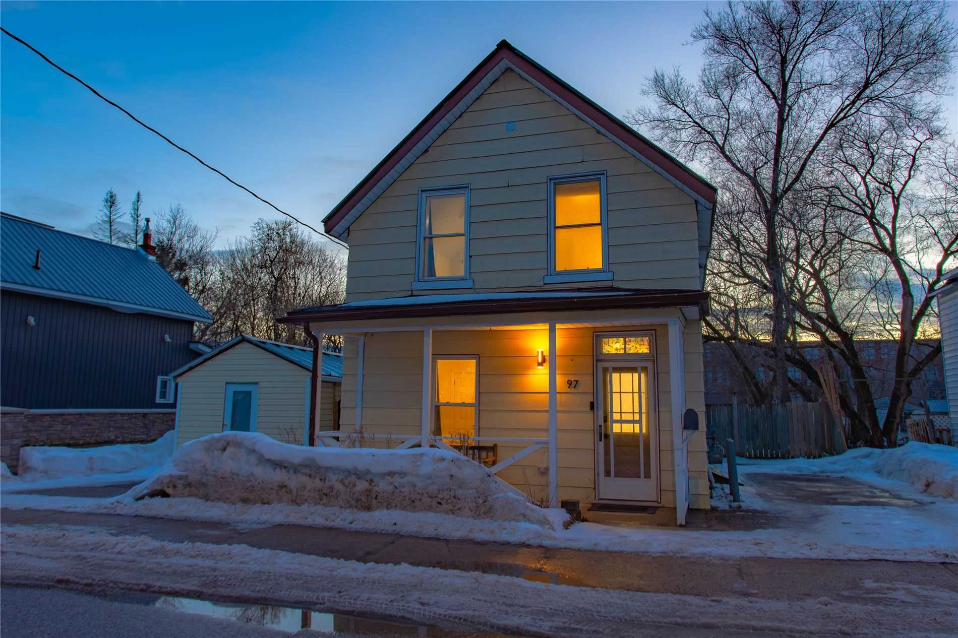 97 Albert Street S