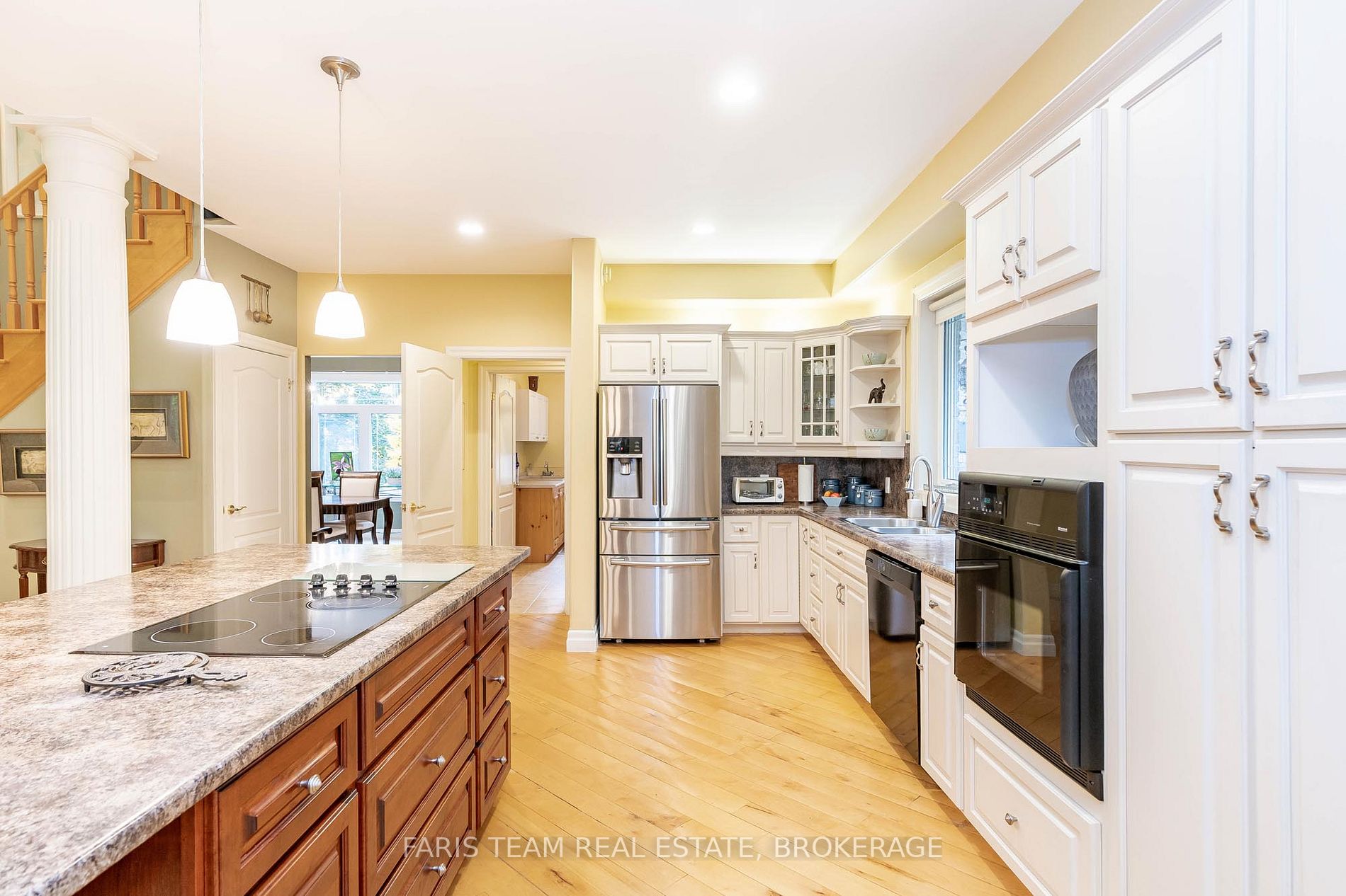 Listing S5880189 - Large Photo # 8