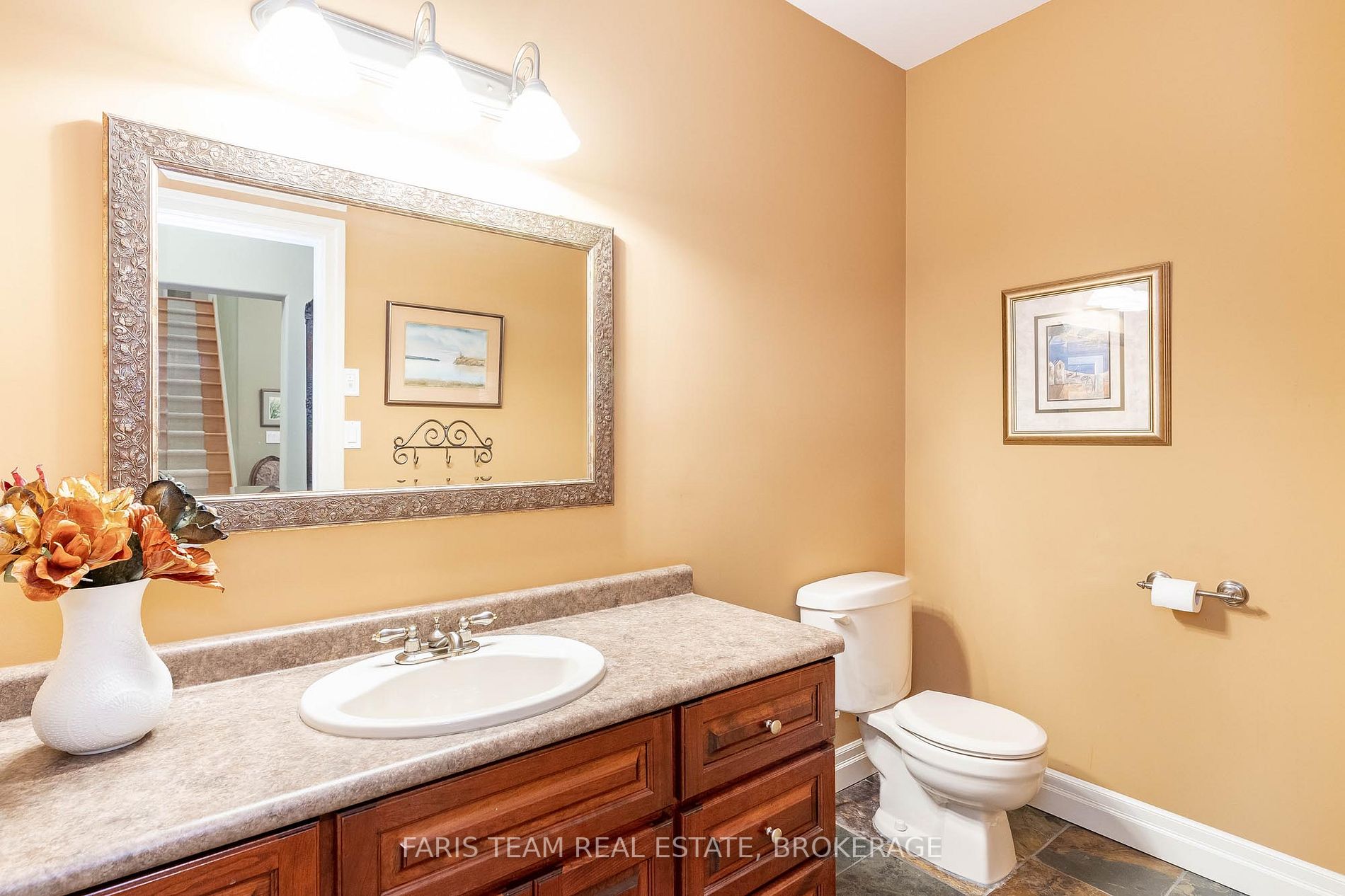 Listing S5880189 - Large Photo # 19
