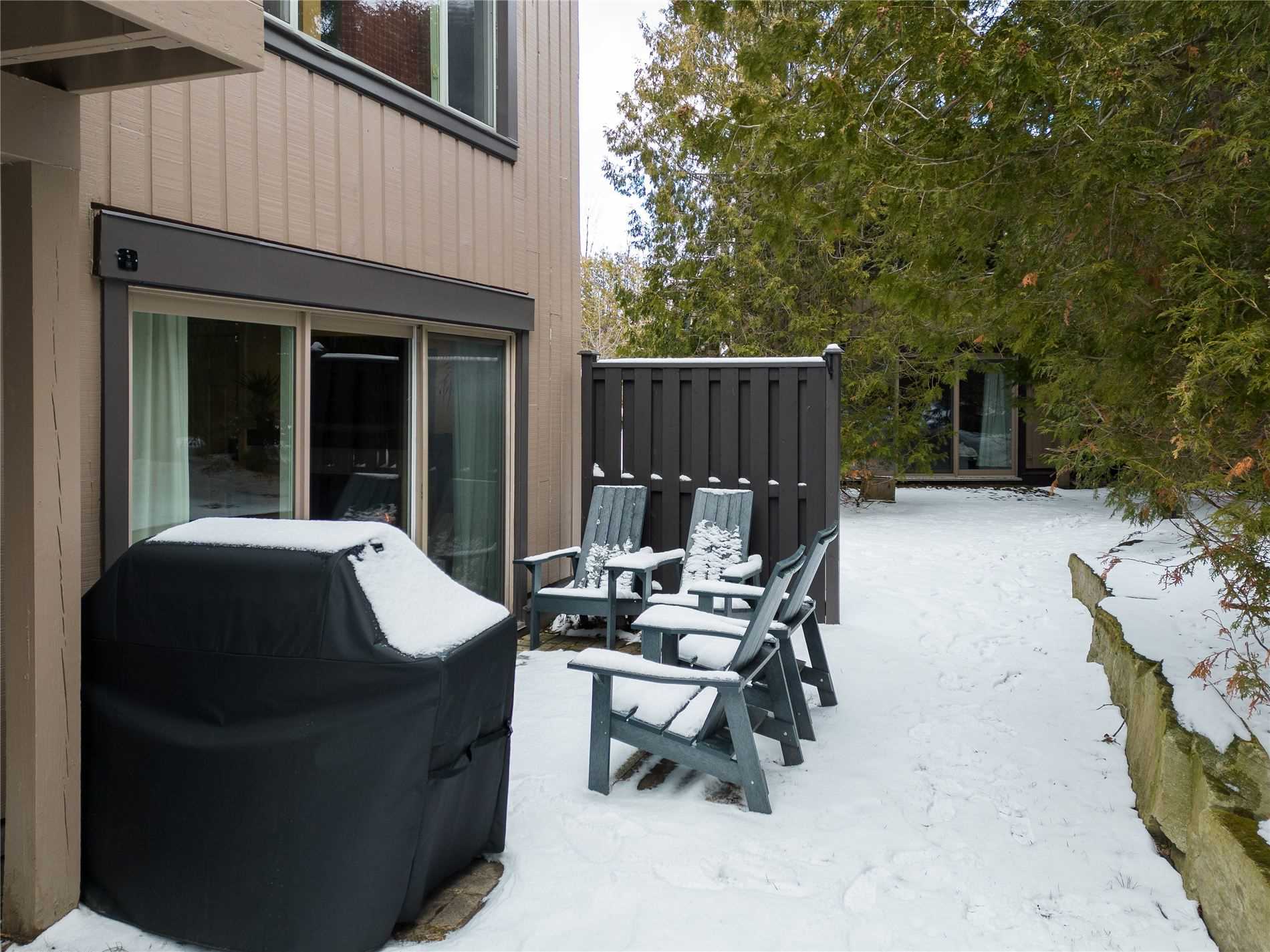 27 Dawson Dr, #130