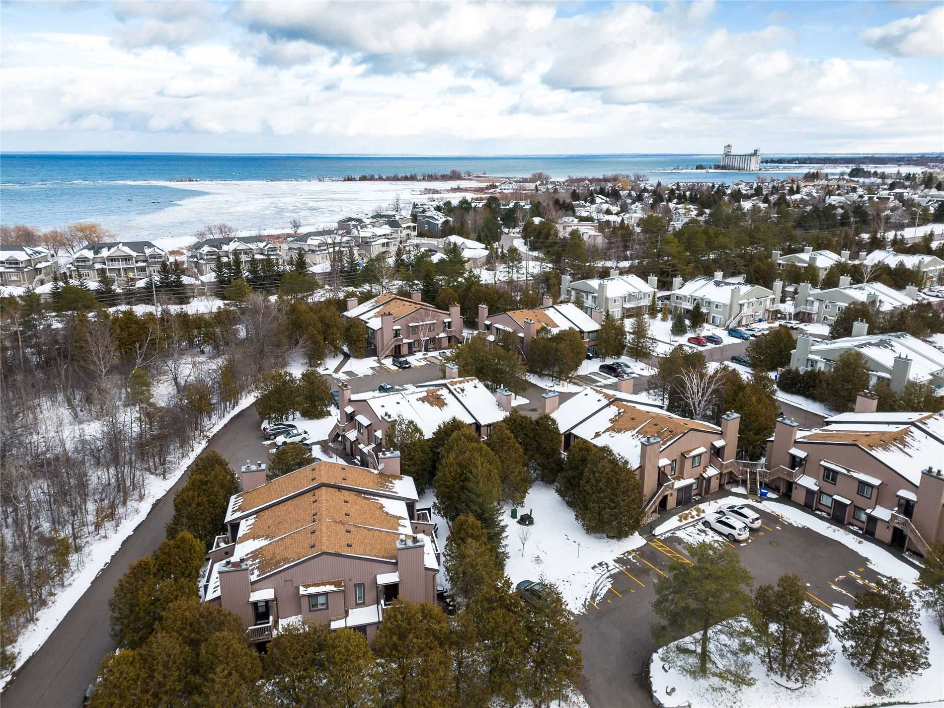 27 Dawson Dr, #130