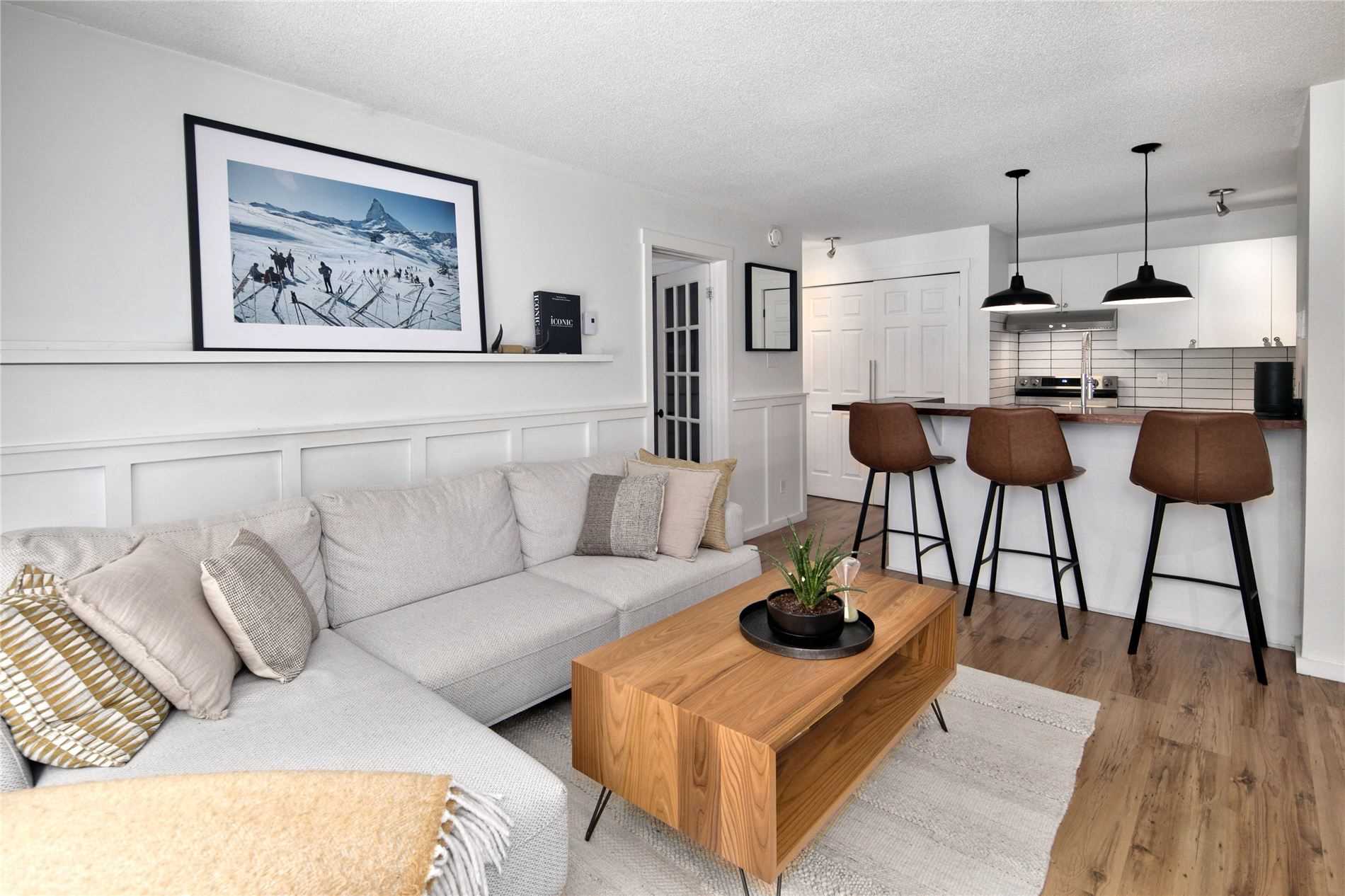 27 Dawson Dr, #130