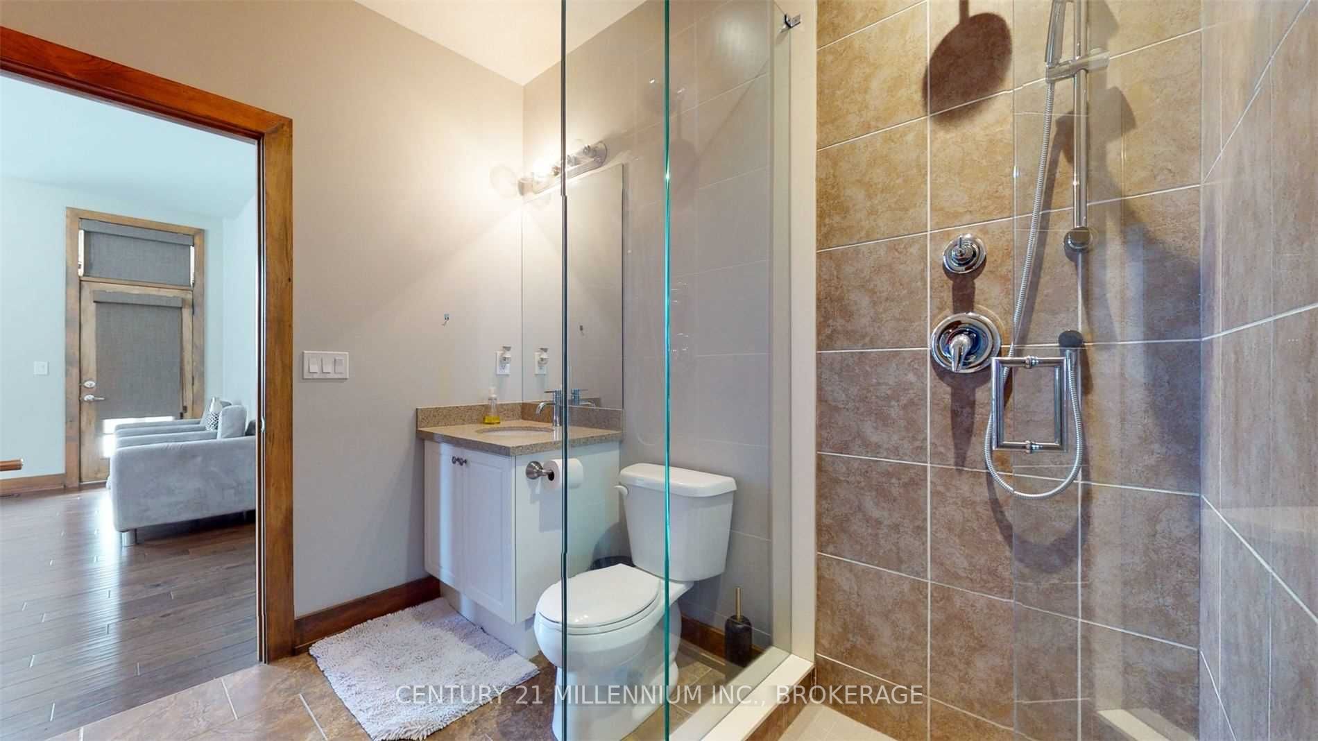 Listing S5882078 - Large Photo # 30