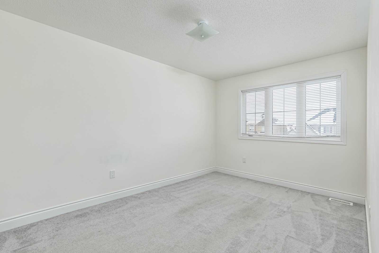 Listing S5884725 - Large Photo # 14