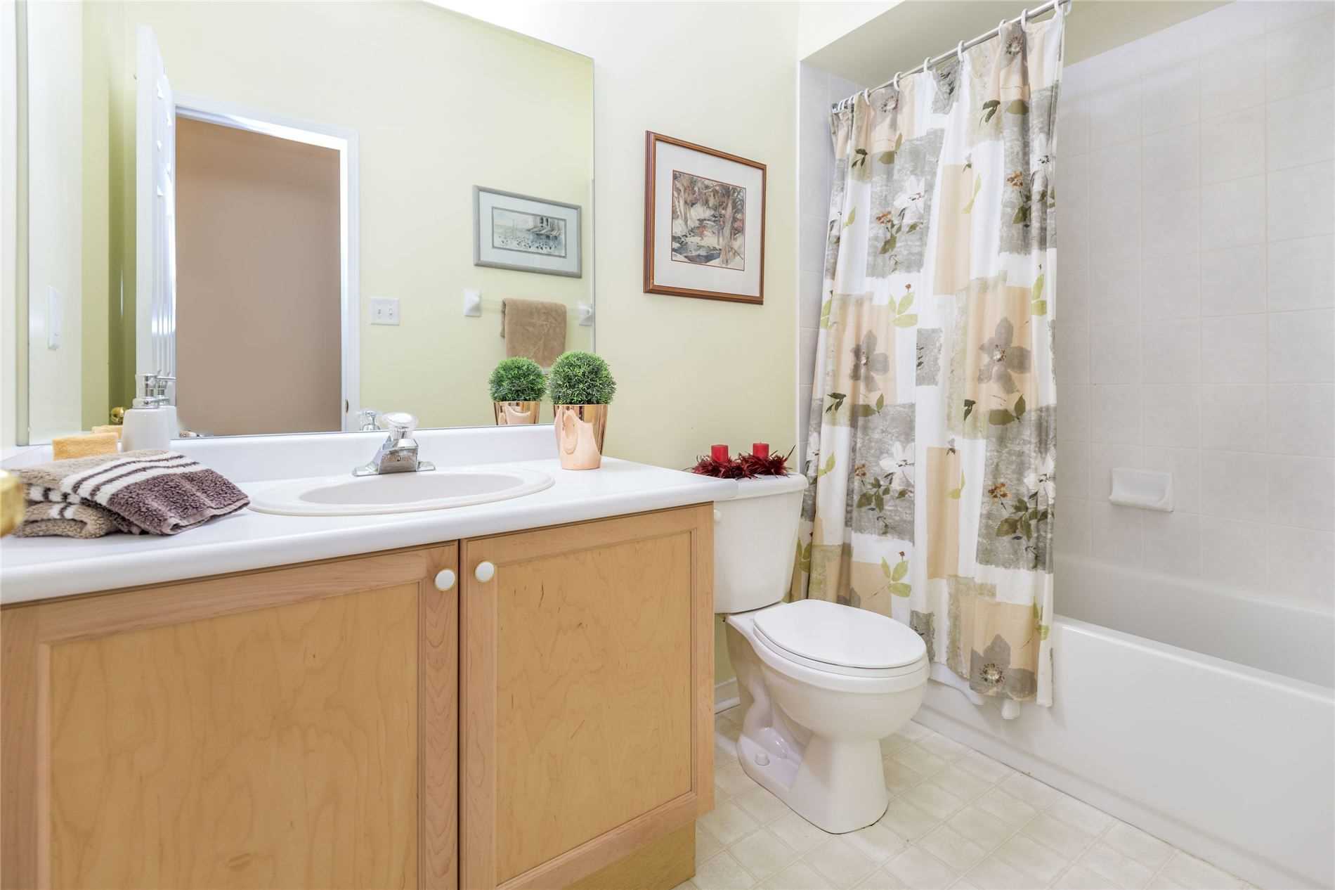 Listing S5885920 - Large Photo # 27