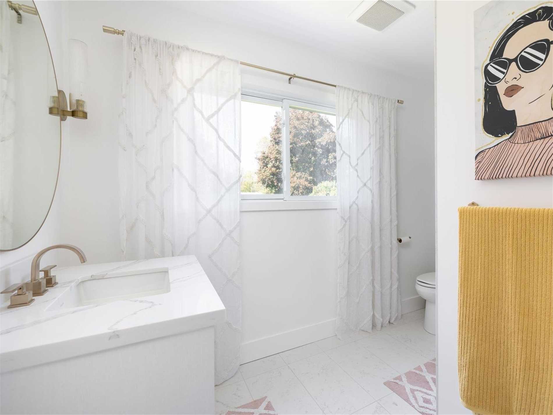 363 Macisaac Drive