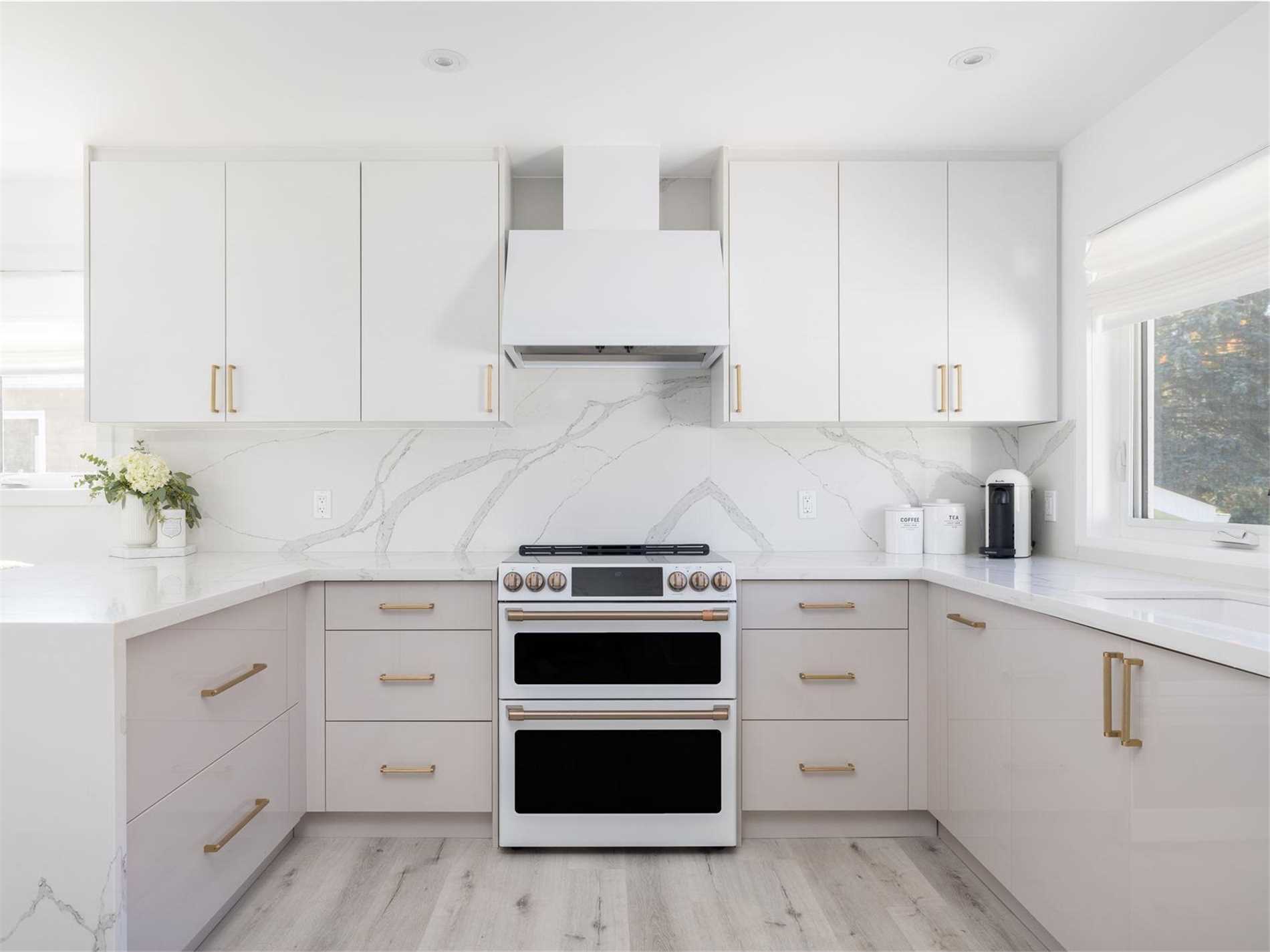 363 Macisaac Drive