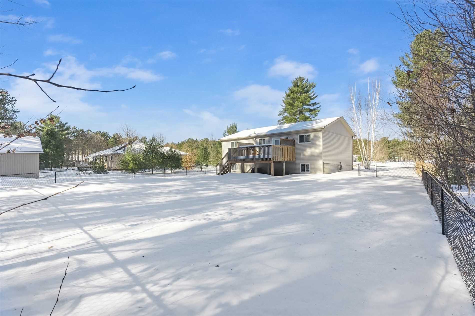 Listing S5888199 - Large Photo # 25
