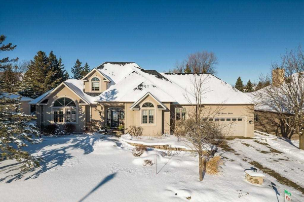 122 Davos Dr, Collingwood
