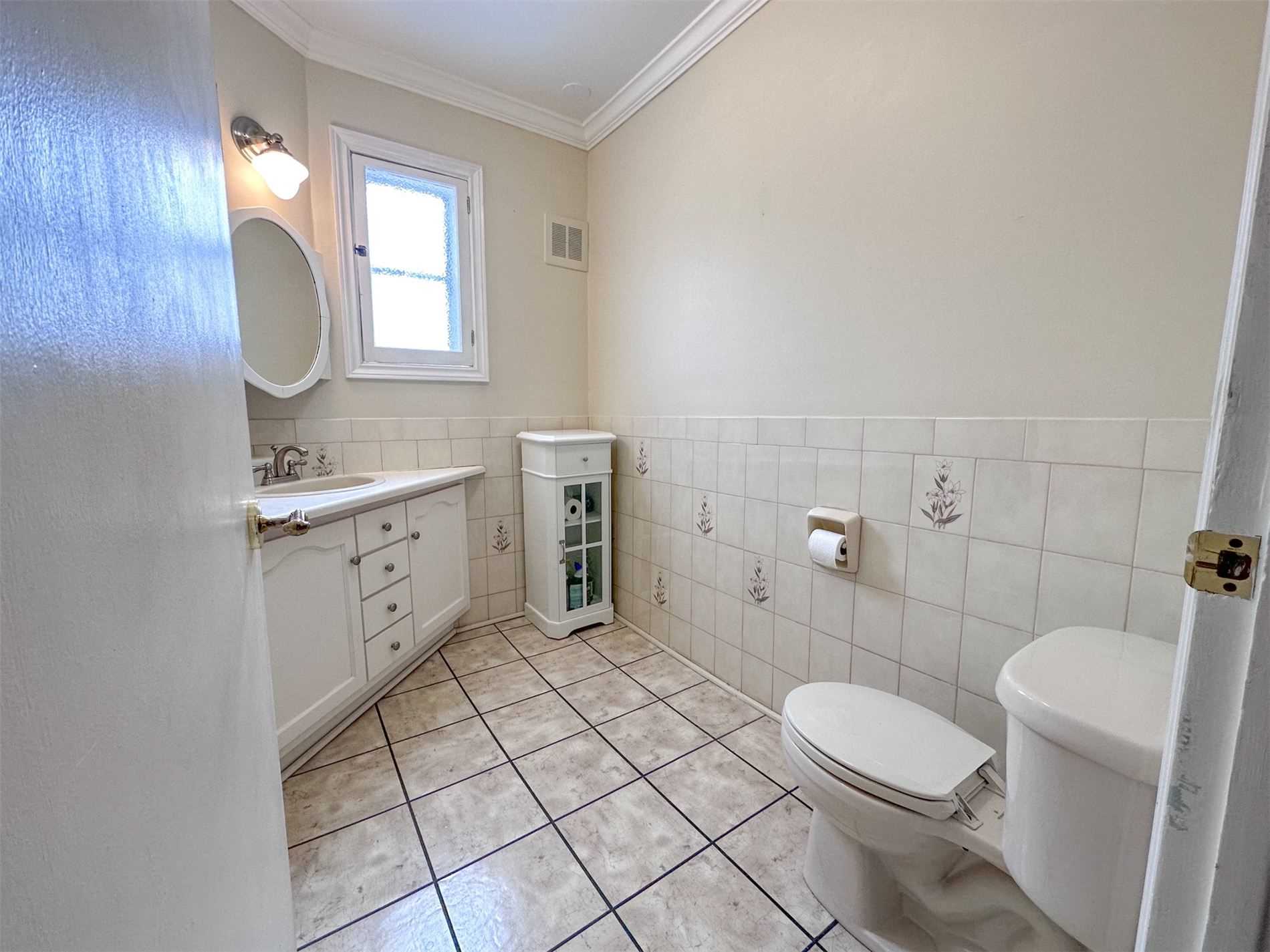Listing S5890125 - Large Photo # 24