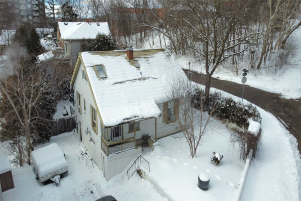 149 Worsley St, Barrie