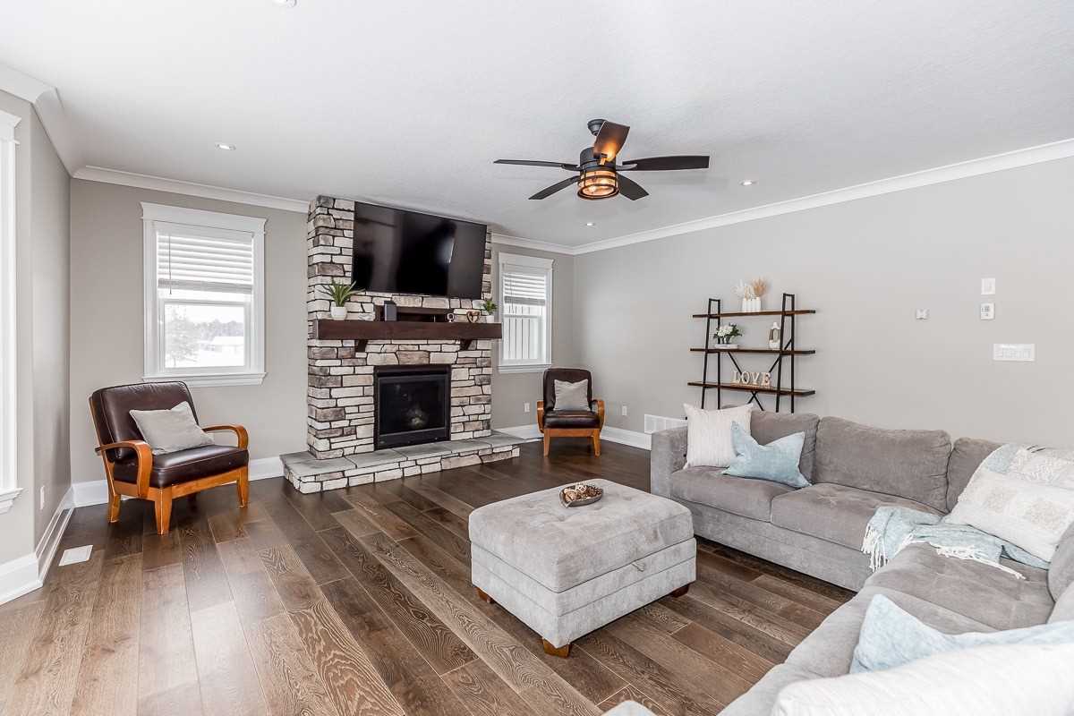 2448 Stockdale Road