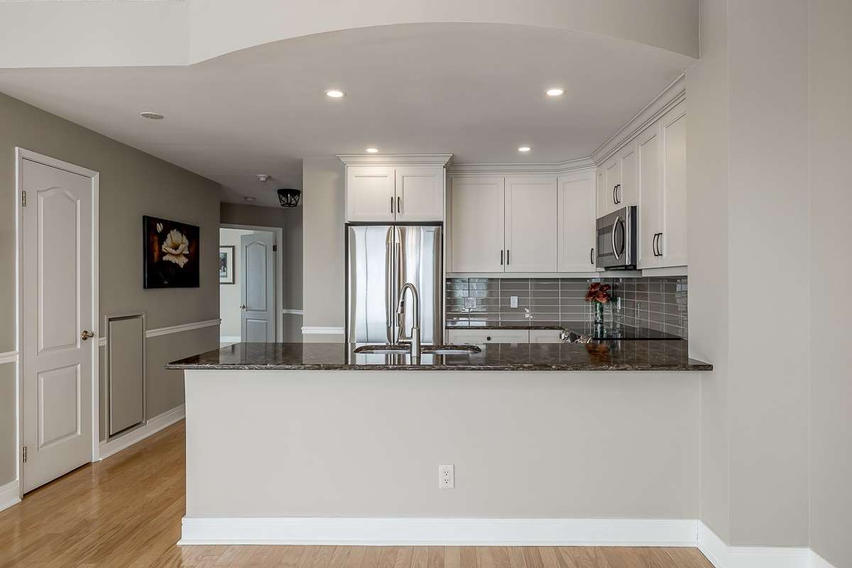 2 Toronto St, #1204