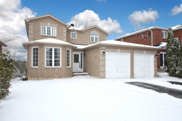 50 Stunden Lane, Barrie