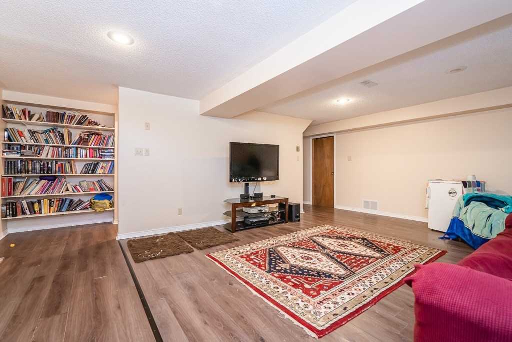 Listing S5899479 - Large Photo # 16