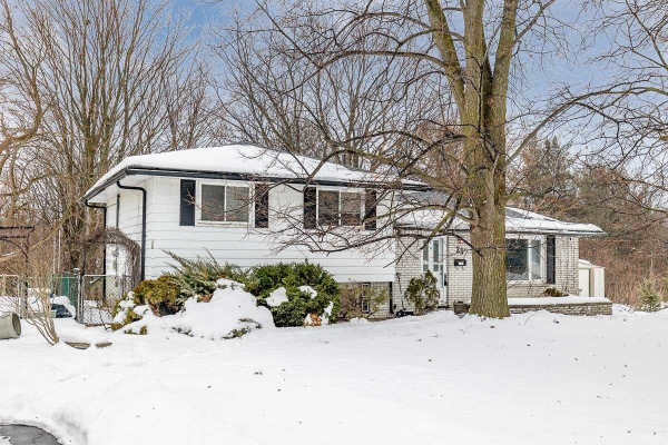 23 Maclaren Ave, Barrie