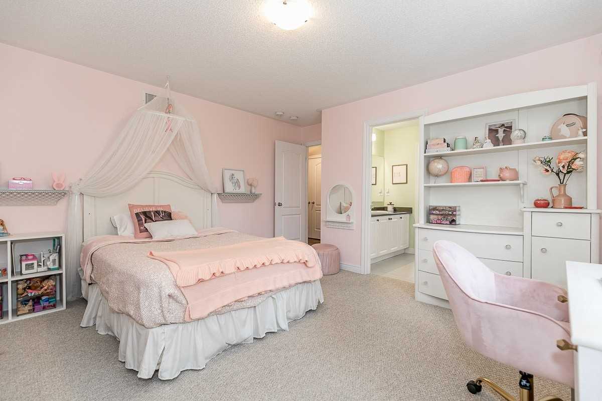 61 Oliver's Mill Rd