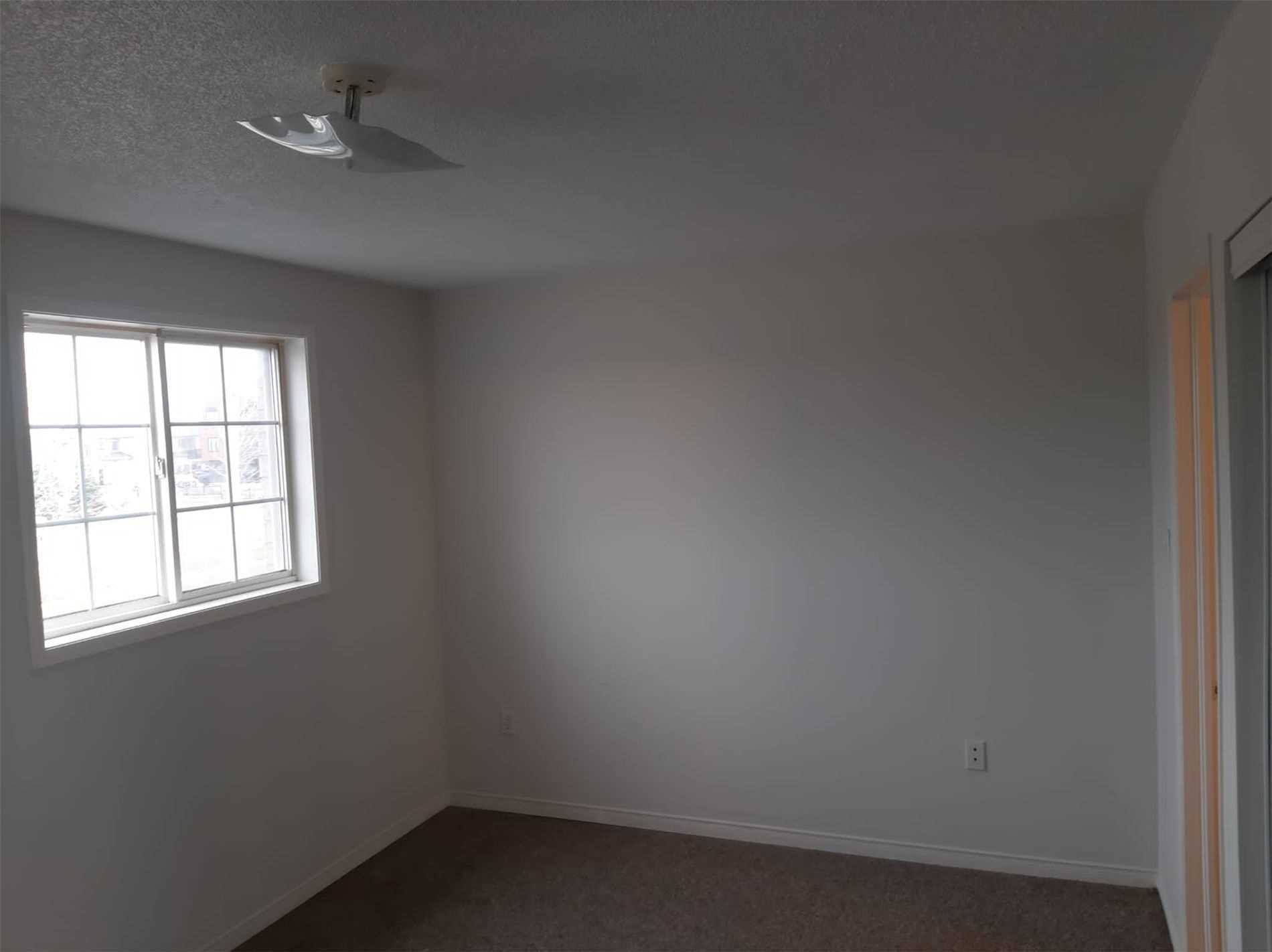 Listing S5901801 - Large Photo # 3