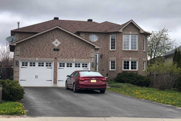 62 Ambler Bay St, Barrie