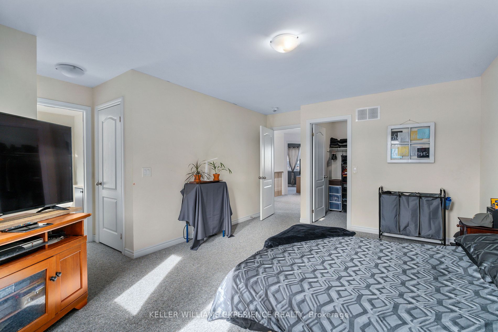 55 Hatton Dr