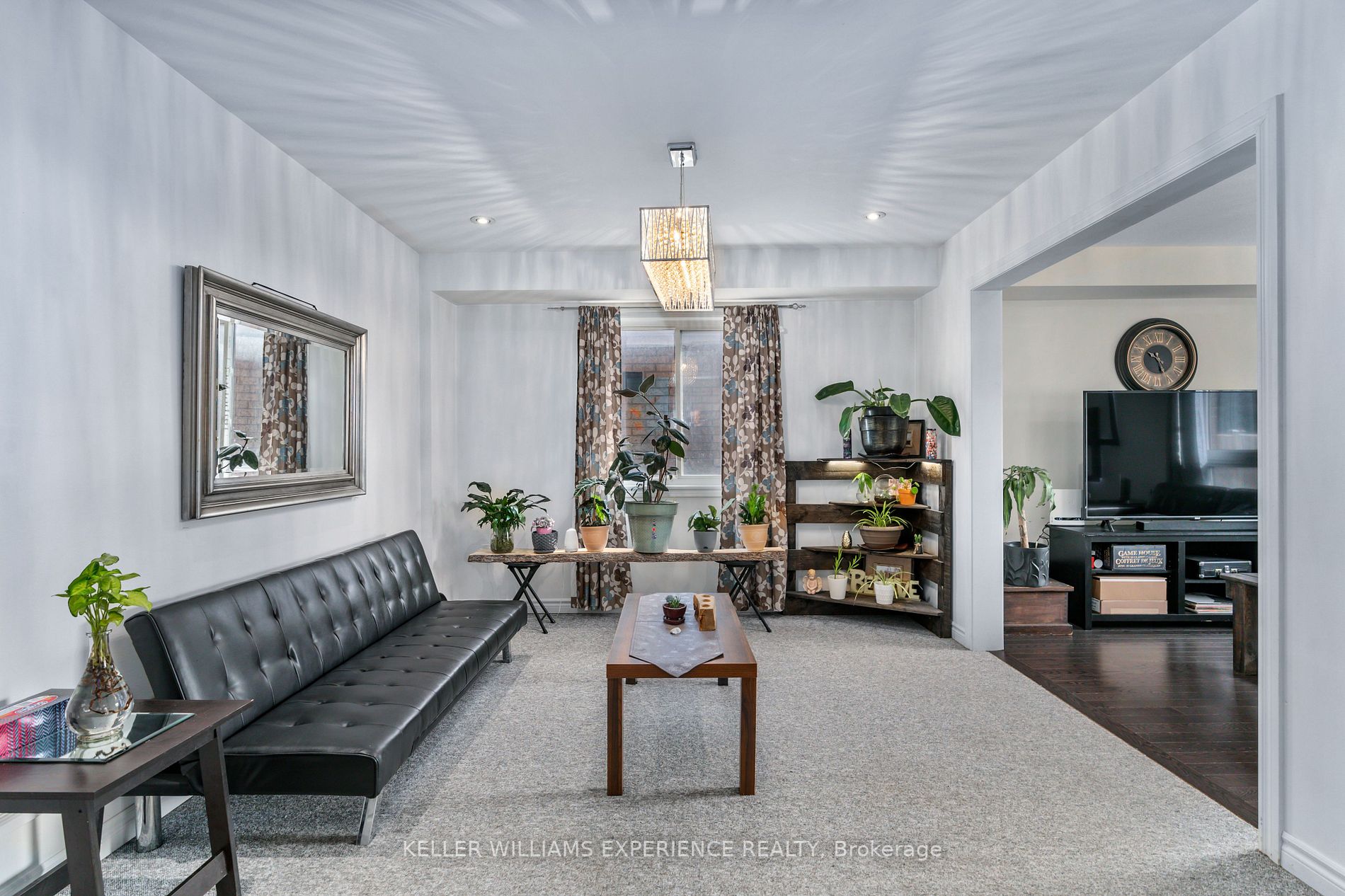 55 Hatton Dr