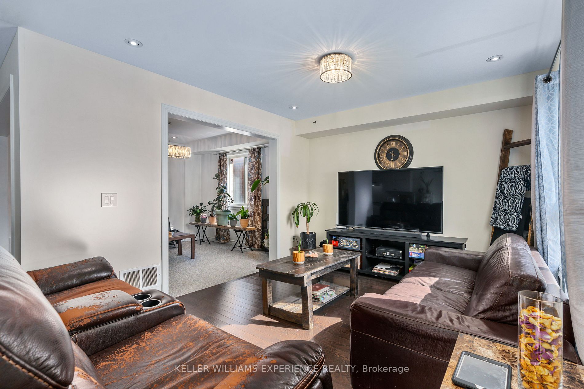 55 Hatton Dr