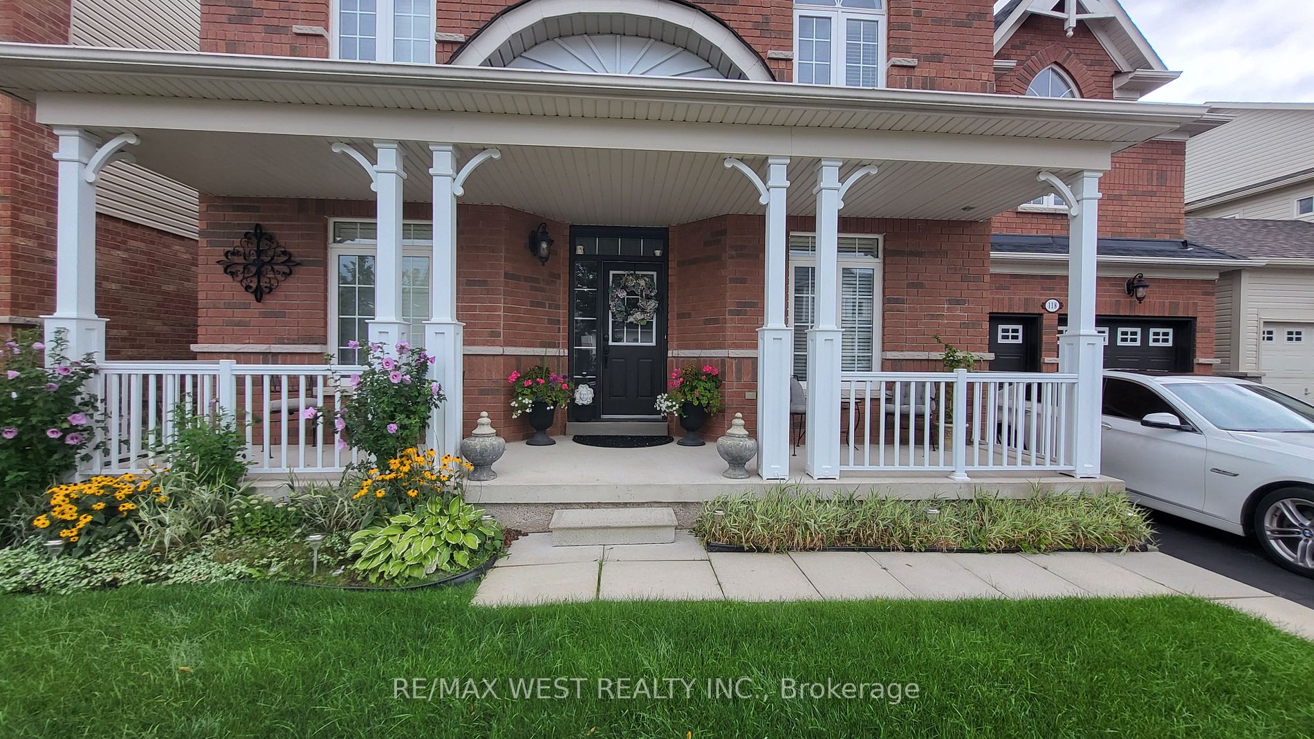 118 Succession Cres
