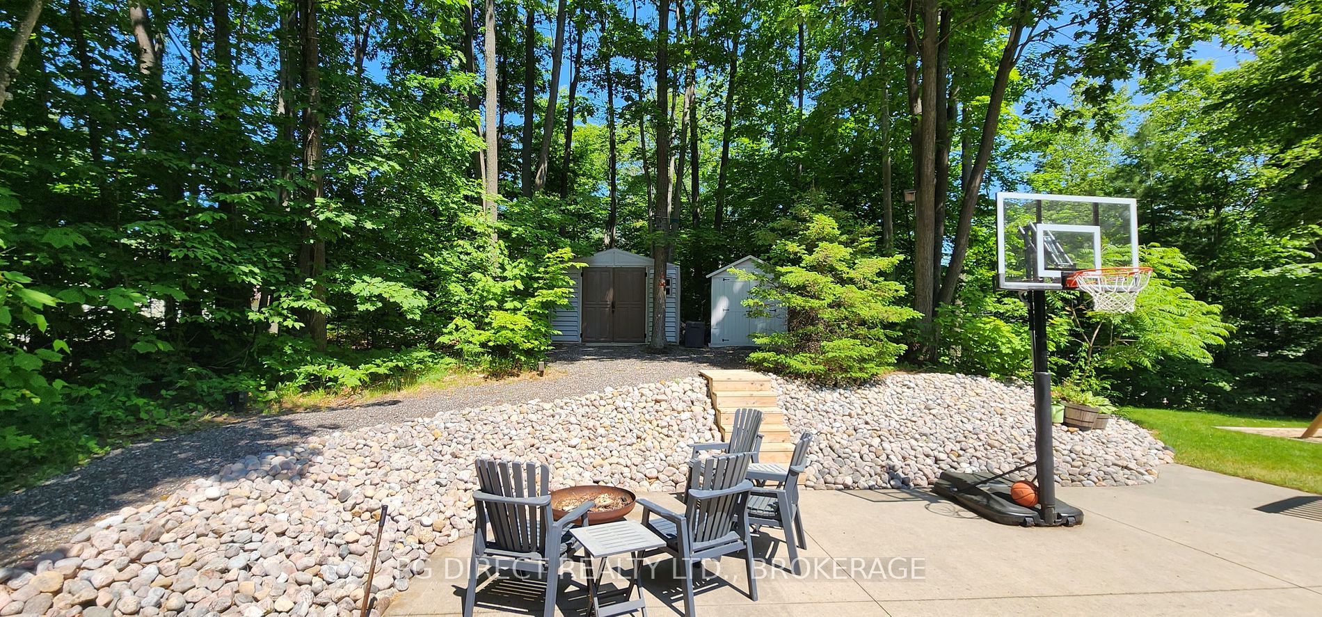 Listing S5910329 - Large Photo # 2