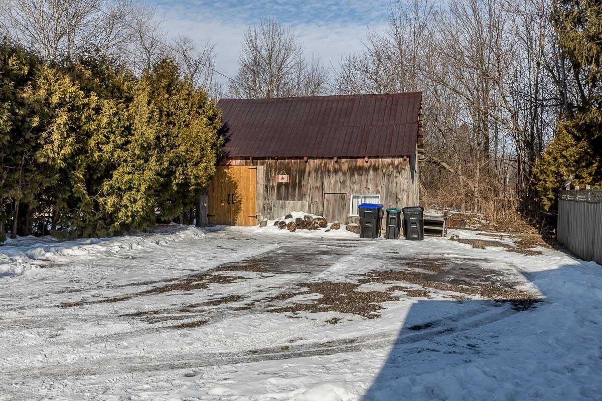 1007 Range Rd