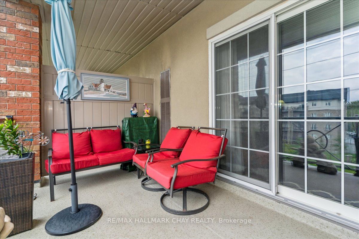 39 Ferndale Dr S, #311