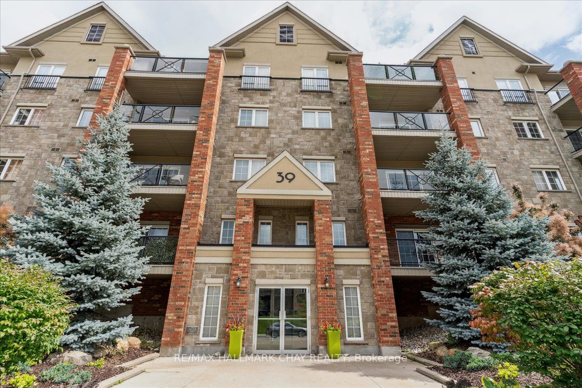 39 Ferndale Dr S, #311