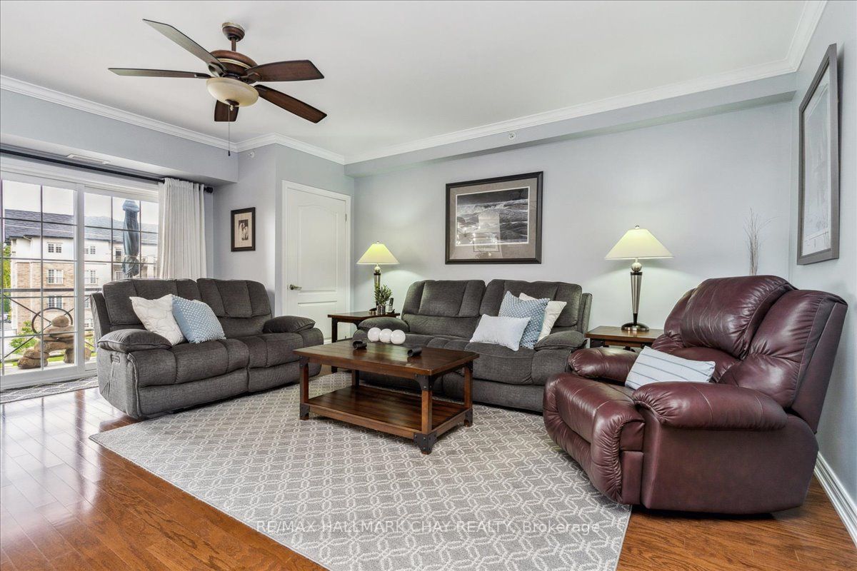 39 Ferndale Dr S, #311