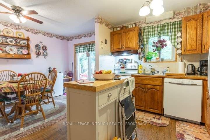 Listing S5918521 - Large Photo # 20