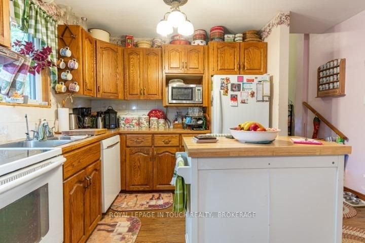Listing S5918521 - Large Photo # 19