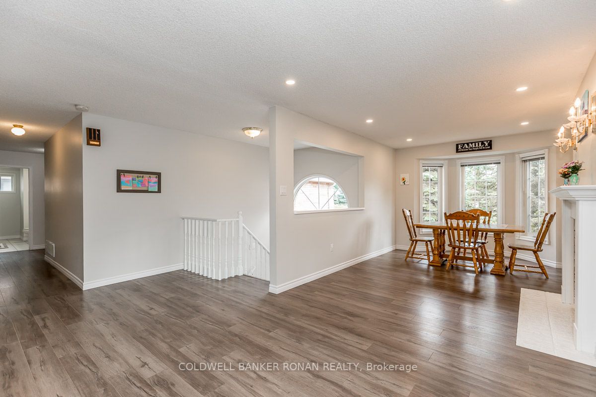Listing S5920220 - Large Photo # 6