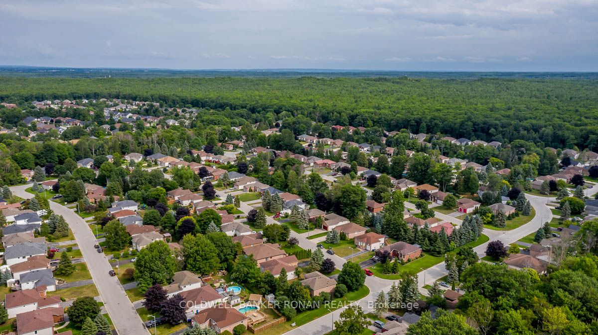 Listing S5920220 - Large Photo # 34