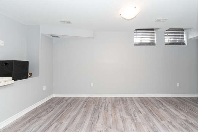 Listing S5920395 - Large Photo # 34