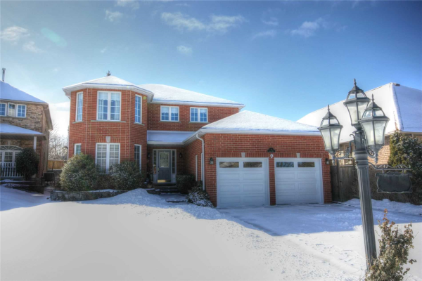 9 Gables Way, Barrie