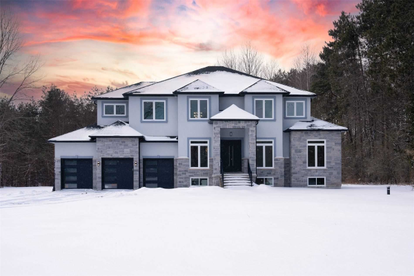 1440 Old Second Rd, Springwater