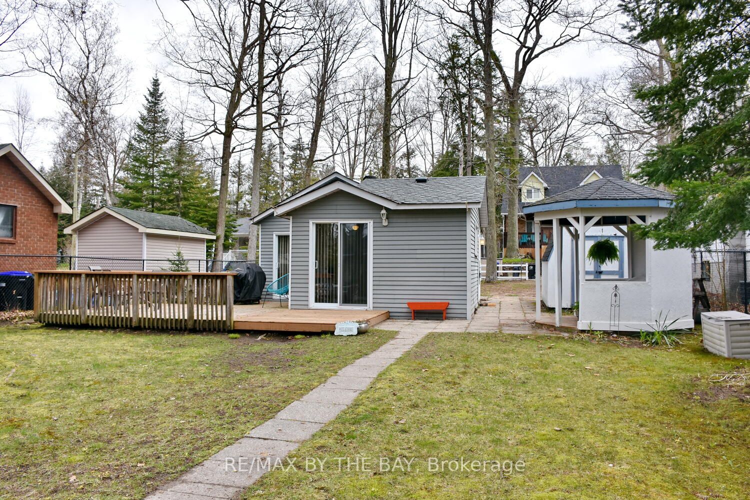 Listing S5928608 - Large Photo # 10