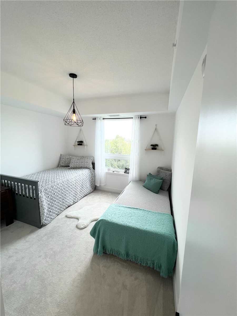 Listing S5932107 - Large Photo # 12