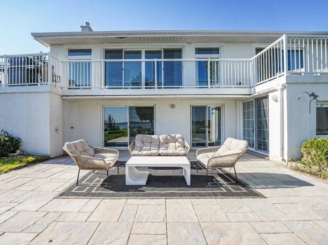 363 Macisaac Dr