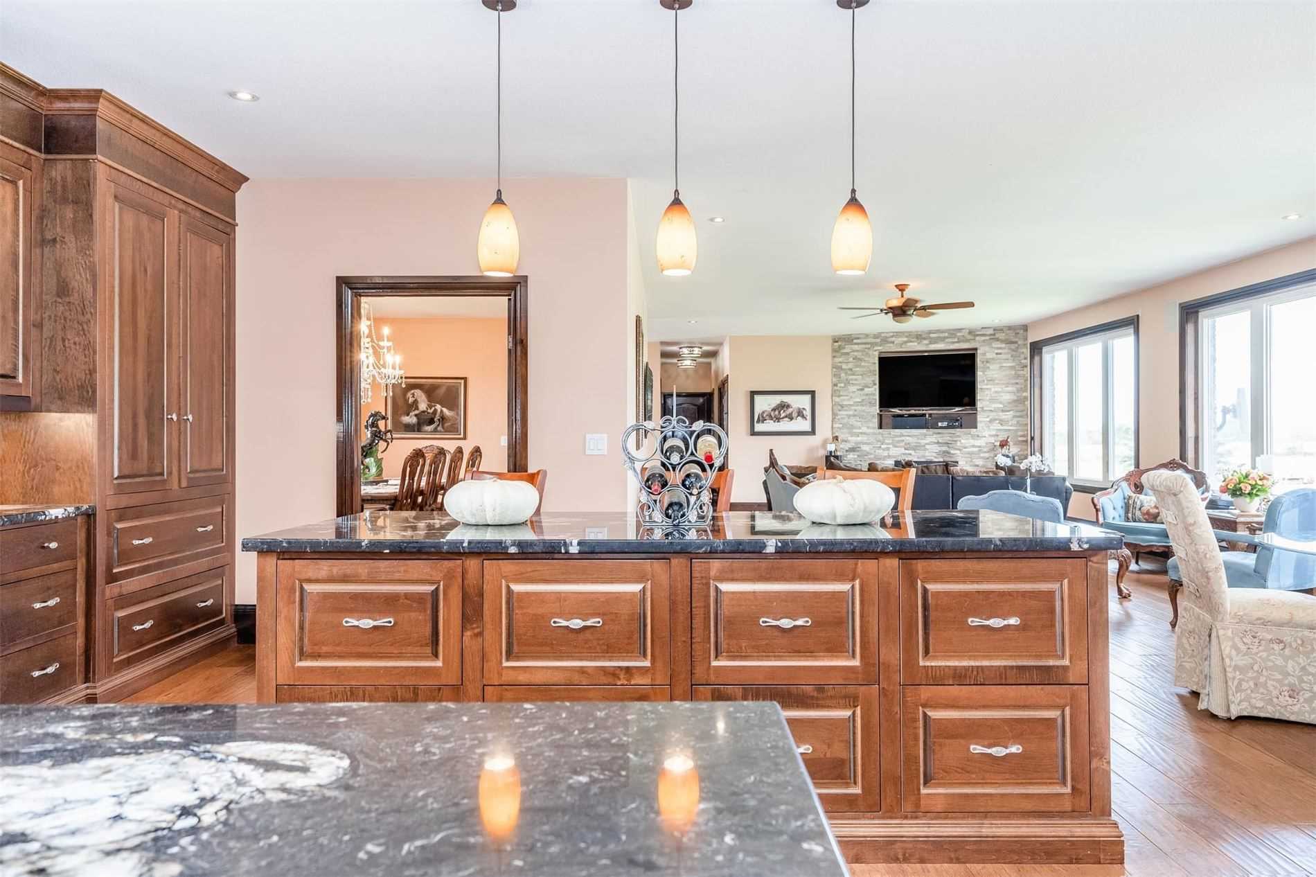 100 Concession 13 W