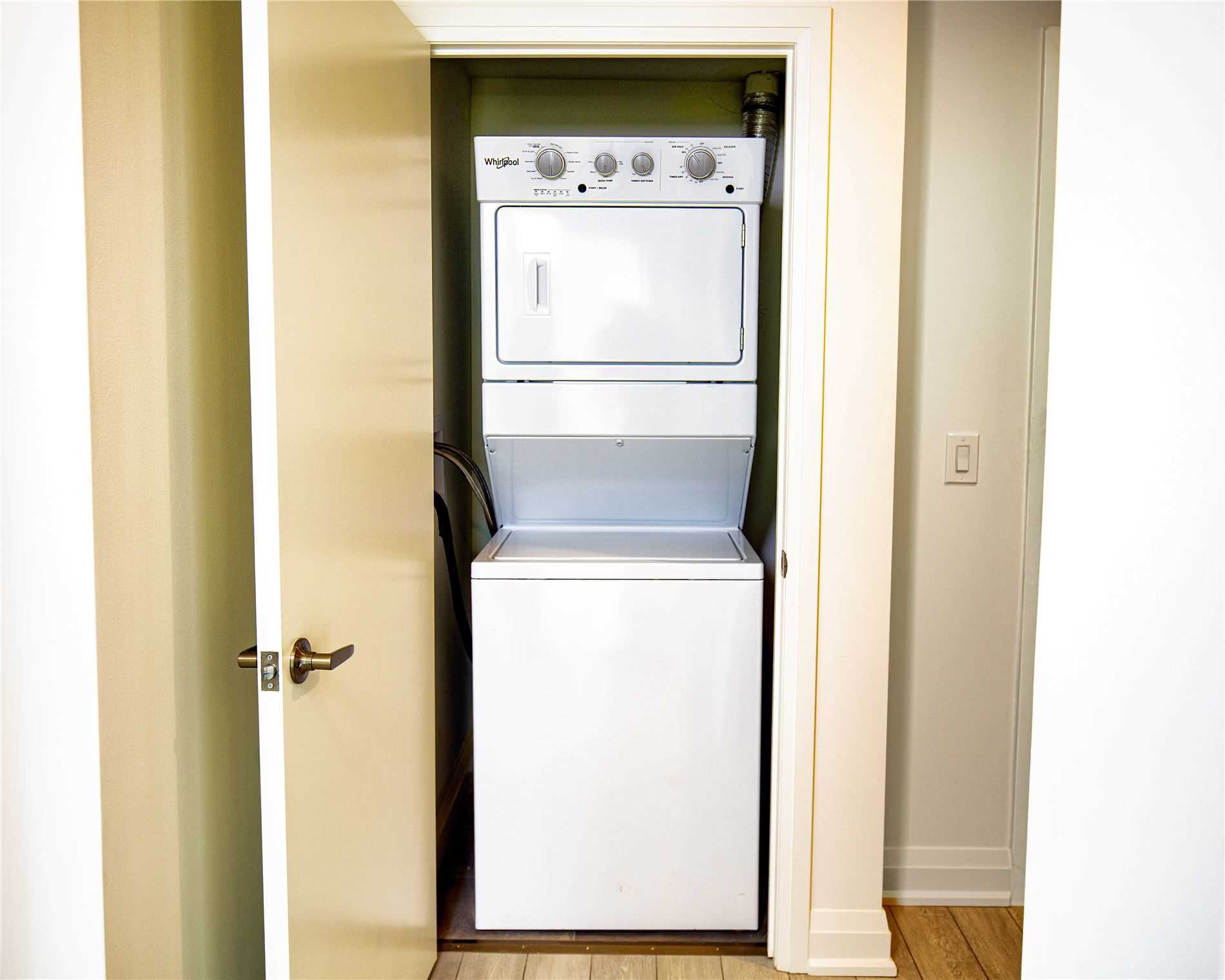 58 Lakeside Terrace, #317