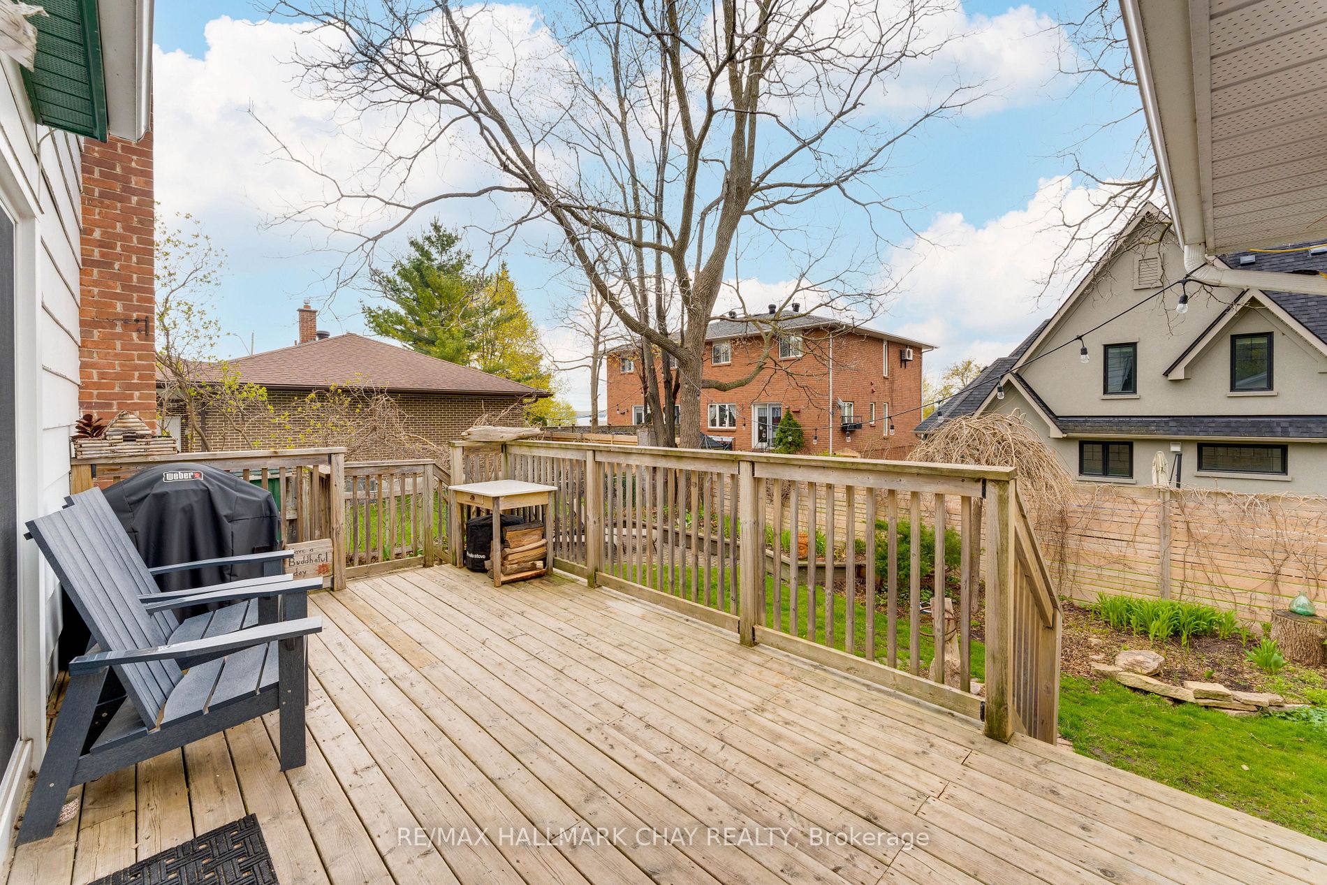 245 Dunlop St E