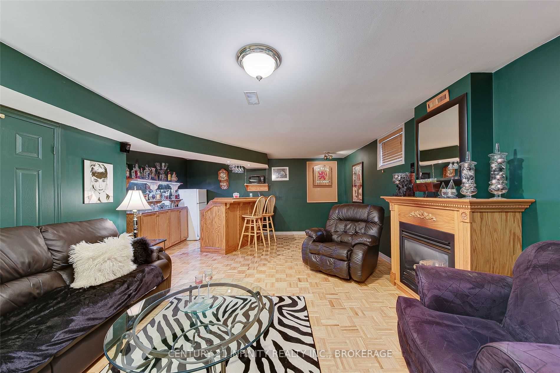 32 Priest Ave